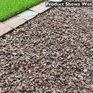 10mm Pink Granite Chippings Shown Wet